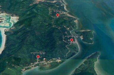 ကြည်း၊ ရေ၊ လေ ပူးပေါင်း၍ ကျောက်နီမော်ကို  ခံစစ်ဆင်  သတင်းနှင့်မီဒီယာ ကွန်ရက်။ ၂၀၂၄ ခုနှစ်၊ ဒီဇင်ဘာလ ၂၄ ရက်။   လောင်းလုံးမြို့နယ် တောင်ဘက်ပိုင်းရှိ ကျောက်နီမော်ကျေးရွာမှ စစ်ကောင်စီ၏ တပ်စခန်းများကို စစ်ကောင်စီမှ ကြည်း၊ ရေ၊ လေတပ်များ ပူးပေါင်းပြီး ခုခံနေသည်ဟု ရွာသားများက ပြောသည်။   စစ်ကောင်စီတပ်နှင့် ပျူစောထီးများ ပူးပေါင်းတပ်စွဲထားသည့် စခန်းသုံးခုကို ပြည်သူ့ကာကွယ်ရေး ပူး‌ပေါင်းတပ် ဖွဲ့များက ဒီဇင်ဘာလ ၂၃ ရက်နေ့ နံနက်ပိုင်းမှ စတင်ပြီး ဝင်ရောက် တိုက်ခိုက်နေခဲ့ခြင်း ဖြစ်သည်။   ဒီဇင်ဘာလ ၂၄ ရက်နေ့ နံနက် ၁၁ နာရီခန့်က စစ်ကောင်စီတပ်ဘက်မှ K-8W တိုက်လေယာဥ်ဖြင့် ကျောက်နီမော် ကျေးရွာထဲသို့ နှစ်ကြိမ် ဗုံးကြဲသွားခဲ့သည်ဟု ရွာသားများက ပြောသည်။   အသက် ၄၅ နှစ်ခန့် အရွယ် ရွာသားတစ်ဦးက “တိုက်လေယာဥ်နဲ့ နိမ့်နိမ့်လေးဝဲပြီး ဗုံးလာကြဲသွားတာ၊ ၁၅ မိနစ် လောက်ပဲ ကြာအုံးမယ်။ နောက်တစ်ခါထပ်ပြီး လာကြဲသေးတာ၊ ရွာအပြင်ဘက်က ပင်လယ်ပြင်မှာ ရှိနေတဲ့ စစ်သင်္ဘောကလည်း မနေ့က ညနေပိုင်းနဲ့ ဒီနေ့မနက်ပိုင်းတွေမှာ တိုက်ပွဲဖြစ်နေတဲ့ နေရာအနီးကို လက် နက်ကြီးတွေနဲ့ ပစ်ခတ်နေသေးတယ်” ဟု ပြောသည်။   တိုက်ပွဲဖြစ်ပွားနေသည့် ကျောက်နီမော်ကျေးရွာကို စစ်ကောင်စီတပ်မှ ထားဝယ်မြစ်အတိုင်း လှေသုံးစီးဖြင့် စစ်ကူပို့ခဲ့သော်လည်း အဆိုပါ စက်လှေများကို ပြည်သူ့ကာကွယ်ရေး တပ်ဖွဲ့များဘက်က ကြားဖြတ် တိုက်ခိုက်ခဲ့ခြင်းများကြောင့် ထိခိုက်ပျက်စီးမှုများ ရှိနေသည်။   တိုက်ပွဲများကြောင့် ကျောက်နီမော်၊ ဇလွတ်၊ ကျောက်ဝပ်ပြင်၊ အောက်ကျောက်ဝပ်၊ ကျောက်မတ်တပ် ကျေးရွာများမှ ရွာသားများ အားလုံး ရွာလုံးကျွတ် နီးစပ်ရာသို့ ထွက်ပြေးတိမ်းရှောင် နေကြရသည်ဟု ရွာသားများက ဆိုသည်။   လောင်းလုံးမြို့နယ် ပြည်သူ့ ကာကွယ်ရေးတပ်ဖွဲ့နှင့် ပြည်သူ့ အုပ်ချုပ်ရေးအဖွဲ့တို့မှ ပြည်သူများကို လုံခြုံ‌ဘေး ကင်းနိုင်သည့် နေရာများနှင့် ဗုံးခိုကျင်းများ ထဲတွင် နေထိုင်ကြရန် အရေးပေါ် သတိ‌ပေးချက်များ ထုတ်ပြန်ထား သည်။