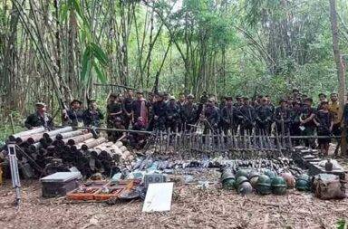 မြိတ်-ထားဝယ်ခရိုင် ဗဟိုဌာနချုပ်ဟောင်းကို ၁၈ နှစ်အကြာတွင် KNU နှင့် ပူးပေါင်းတပ်များ ပြန်လည်သိမ်းယူ သတင်းနှင့် မီဒီယာ ကွန်ရက်။ ဧပြီလ ၂၁ ရက်၊ ၂၀၂၅ ခုနှစ်။ စစ်ကောင်စီ ဗျူဟာတပ်စခန်း အခြေချထားသည့် ထီးထာကျေးရွာနေရာသည် တနင်္သာရီမြစ်ကမ်းဘေးတွင် တည်ရှိပြီး ယခင်က KNU တပ်မဟာ ၄ မြိတ်-ထားဝယ်ခရိုင် ဗဟိုဌာနချုပ်ဟောင်းနေရာ ဖြစ်သည်။ အဆိုပါ KNU တပ်မဟာ ၄ မြိတ်-ထားဝယ်ခရိုင် ဗဟိုဌာနချုပ်ဟောင်းကို စစ်အာဏာရှင် ဦးသန်းရွှေ လက်ထက် ၁၉၉၇ ခုနှစ်တွင် စစ်တပ်က အပြင်းအထန် ထိုးစစ်ဆင်ကာ တိုက်ခိုက် သိမ်းပိုက်ခဲ့သည်။ ထို့သို့ တိုက်ခိုက်သိမ်းပိုက်ခဲ့ပြီးနောက် ထီးထာတွင် စစ်တပ်က ဗျူဟာစခန်းတစ်ခုအဖြစ် အခိုင်အမာ စခန်းချကာ တပ်စွဲနေထိုင်ခဲ့ကြသည်။ စစ်တပ်က တိုက်ခိုက်သိမ်းယူ တပ်စွဲထားသည့် ထီးထာဗျူဟာ စခန်းကို ၁၈ နှစ်အကြာတွင် ကရင်အမျိုးသား လွတ်မြောက်ရေး တပ်မတော် KNLA ၊ ကရင်အမျိုးသား ကာကွယ်ရေးတပ် KNDO နှင့် နွေဦးတော်လှန်းရေးမှ ပေါ်ပေါက်လာခဲ့ကြသည့် တော်လှန်ရေးတပ်များ ပူးပေါင်းကာ ၂၀၂၅ ခုနှစ် ဧပြီလ ၁၉ ရက်နေ့တွင် ပြန်လည် တိုက်ခိုက် သိမ်းပိုက်ရယူနိုင်ခဲ့ကြသည်။
