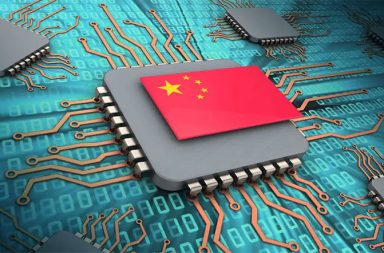 တရုတ်၏ ဒုတိယအကြီးဆုံး ချစ်ပ်ကုမ္ပဏီ Hua Hong အား အမေရိကန်က ပိတ်ဆို့   သတင်းနှင့် မီဒိယာ ကွန်ရက်။ ၂၀၂၆ ခုနှစ်၊ ဧပြီလ ၂၉ ရက်။   တရုတ်နိုင်ငံ၏ ဉာဏ်ရည်တု (AI) နည်းပညာ တိုးတက်လာမှုကို ဟန့်တားရန်အတွက် အမေရိကန် ကူးသန်းရောင်းဝယ်ရေးဝန်ကြီးဌာနသည် တရုတ်၏ ဒုတိယအကြီးဆုံး ချစ်ပ်ထုတ်လုပ်ရေးကုမ္ပဏီဖြစ်သော Hua Hong ဆီသို့ စက်ပစ္စည်းများ တင်ပို့ခြင်းမပြုရန် အမေရိကန်ကုမ္ပဏီများကို ပြီးခဲ့သည့်အပတ်က ညွှန်ကြားခဲ့သည်။   Hua Hong လက်အောက်ခံ Huali Microelectronics သည် အဆင့်မြင့် ၇ နာနိုမီတာ (7-nm) ချစ်ပ်ပြားများ ထုတ်လုပ်ရန် ပြင်ဆင်နေသည့်အပေါ် အမေရိကန်က အမျိုးသားလုံခြုံရေးအရ စိုးရိမ်ခြင်းဖြစ်သည်။   အမေရိကန်၏ ပိတ်ဆို့မှုခံထားရသော Huawei ကုမ္ပဏီသည် ၎င်းတို့၏ AI ချစ်ပ်များ ထုတ်လုပ်ရန် Hua Hong နှင့် ပူးပေါင်းနေသည်ဟု ယူဆချက်များကြောင့် ယခုကဲ့သို့ အရေးယူခဲ့ခြင်းဖြစ်သည်။   ယခုပိတ်ဆို့မှုအရ Lam Research, Applied Materials နှင့် KLA စသည့် အမေရိကန်၏ ထိပ်တန်းနည်းပညာကုမ္ပဏီကြီးများသည် ဒေါ်လာဘီလီယံနှင့်ချီသော အရောင်းအဝယ်များ ဆုံးရှုံးမှု ရှိမည်ဖြစ်သည်။   သို့သော်လည်း အမေရိကန်အစိုးရအနေဖြင့် တရုတ်၏ အဆင့်မြင့်နည်းပညာကဏ္ဍသို့ စက်ပစ္စည်းစီးဆင်းမှုကို အလျင်အမြန် ထိန်းချုပ်ရန် ဆုံးဖြတ်ခဲ့ခြင်းဖြစ်သည်။   #HuaHong #HualiMicroelectronics